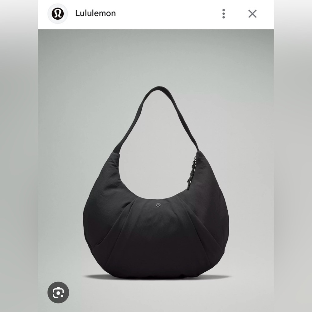Lululemon Pleatrd Shoulder Bag
